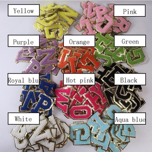 Vendita calda oro glitterato bordo ricamato di lusso in ferro su Patch alfabeto universitario di 8 cm <span class=keywords><strong>lettere</strong></span> a a Z in feltro Applique ciniglia Patch - Product Image 6