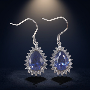 Juego de Joyería para Regalo de Boda o Compromiso, Plata de Ley 925 con Baño de Rodio, Micro Pavé de Circonitas Cúbicas, Aretes con Tanzanita - Product Image 2