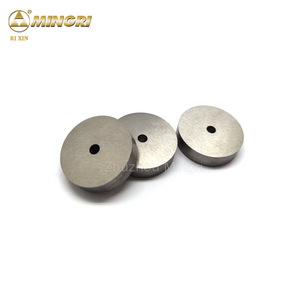 แม่พิมพ์เม็ดคาร์ไบด์แบบกำหนดเอง ทนทานต่อการสึกหรอสูง เกรด YG20 ขึ้นรูปทรงกระบอก ตัดสองด้าน แรงดัดสูง TRS>3000 <span class=keywords><strong>N</strong></span>/<span class=keywords><strong>mm3</strong></span> ผลิตตามแบบ OEM - Product Image 5