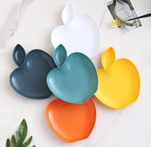 17.5cm giallo arancione blu scuro bianco nuovi piatti a forma di mela romanzo per bambini creativo piatto da pranzo in plastica PP per gnocchi insalata di caramelle