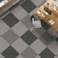 Bodenteppichfliesen Moderne Nylon-PVC-Teppichfliesen mit Polsterung Schalldämmend Maßgeschneidertes Puzzlemuster Kommerziell Antibakteriell Haustierfreundlich