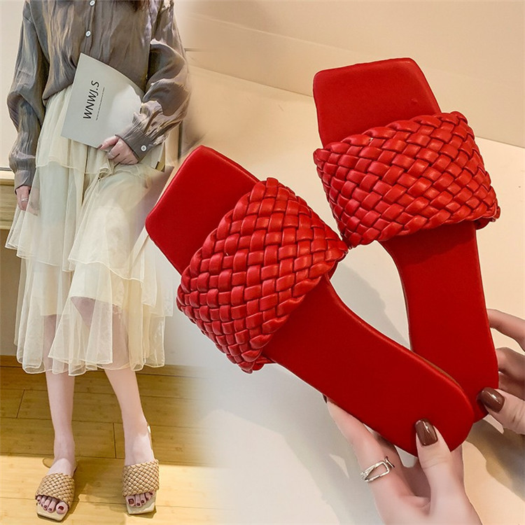 Fashion Square Head Slippers BV Braided Slides Slipper Women Shoes Summer Sandals Flat Flip flops