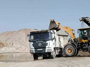 Camión Volquete Diésel SINOTRUCK X3000 8X4, Capacidad de 41-50t, EURO 5, Trabajo Pesado, Transporte de Lodo para Construcción Urbana - Product Image 2