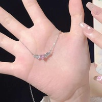 Collier Cœur en Tungstène Ailes d'Ange Style Féerique pour Femme, Pendentif Élégant et Doux, Luxe Léger, Tendance Instagram