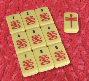Ensemble de Mahjong américain de luxe 160 pièces, tuiles colorées amusantes Joker en acrylique, emballage personnalisé, cadeau pour soirée de jeu, expédition directe de Chine - Product Image 4