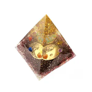 garnet pirâmide Suppliers-Pirâmide de resina epóxi sete chakra, pedra tumblida de cristal natural para cura
