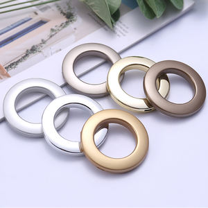 Anneaux à œillets en plastique bon marché de conception moderne, anneaux à œillets en plastique pour rideaux, fabriqués en Chine par des fabricants - Product Image 2