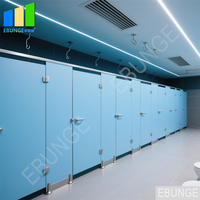 Cloisons de séparation de salle de bain au design moderne, panneaux muraux les plus récents, cabines de toilettes pour écoles, hôpitaux, ateliers