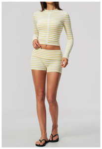Conjunto Casual de 2 Piezas para Mujer, Top Corto de Punto Acanalado a Rayas, Pantalones Cortos de Cintura Alta, Estilo Deportivo, Primavera-Verano, Diseño sin Mangas con Cierre - Product Image 5