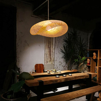 Vente en gros de lampes suspendues en osier faites à la main, lustre d'art en rotin, lampe en bambou tissé