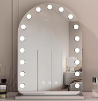 Miroir en verre LED intelligent moderne 52X74CM Contrôle tactile personnalisé Fonction anti-buée Cadre en métal Miroir de maquillage pour salle de bain