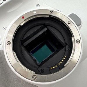 24.1MP กล้องดิจิตอล SL3พร้อมเซ็นเซอร์ CMOS ถ่ายวิดีโอ4K แบตเตอรี่ลิเธียมตัวเลือกการ์ด SD มีความเสถียรสำหรับเครื่องหมาย<span class=keywords><strong>200D</strong></span> - Product Image 2