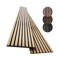 Panneaux de bois à lamelles acoustiques modernes insonorisés ignifuges NRC 80% Panneaux muraux en MDF pour la décoration intérieure Appartements Hôtels Studios de musique