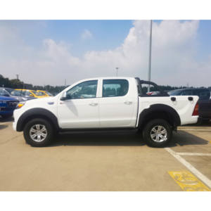 2025 gran oferta nueva camioneta Foton Motor Tuo Luzer 2025 2,0 T S doble cabina Manual 4 ruedas motrices Gas/gasolina - Product Image 3