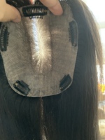 H539 Topper de cheveux naturels de 12 pouces à clipser pour couvrir les racines grises et les cheveux clairsemés pour femmes, noir naturel, expédition immédiate