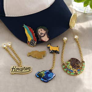 Stock Fitted Personalized Manufacturer Bulk Hard Soft Zinc Alloy Metal Lapel Hat <b>Badge</b> Manufacturer Uv Print Custom <b>Enamel</b> <b>Pin</b> - Product Image 1