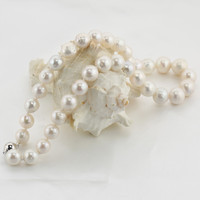 Collier de perles d'eau douce de 11 à 12mm, blanc, de 18 pouces, proche d'un nœud rond