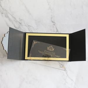 Portes pliantes à couverture rigide de luxe, Invitations transparentes en acrylique pour mariage et cartes d'<span class=keywords><strong>invitation</strong></span> personnalisées à couverture rigide - Product Image 5