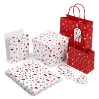 Ensemble d'emballage cadeau rouge épais avec motif floral et cœur, comprenant papier cadeau, sac cadeau, boîte, carnet, carte de vœux et étiquette suspendue, pour la Saint-Valentin et les anniversaires