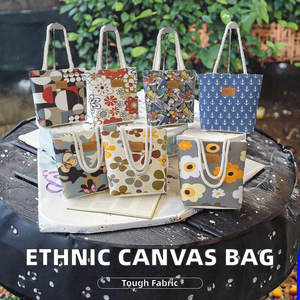 Bolso de <span class=keywords><strong>Hombro</strong></span> de Lona para Mujer, Estilo Étnico Artístico, Gran Capacidad, Moderno, con Patrón de Letras Impresas, Venta al Por Mayor - Product Image 2