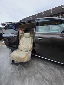 Asiento Giratorio Programable YLD para Personas con Discapacidad y Adultos Mayores, Apto para Furgonetas, Monovolúmenes y SUVs - Venta Directa de Fábrica - Product Image 3