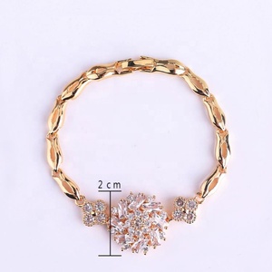 Bijoux de mode, bracelet chaîne pour la main en or avec zircone cubique saine - Product Image 2