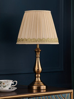 Lampe de table en laiton antique lumière chaude confortable chambre salon décor américain style européen pour mariage moderne alimentation électrique