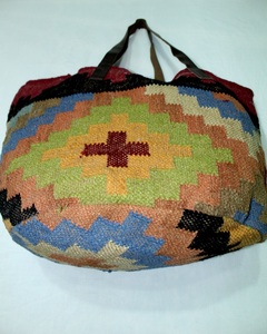 Sac fourre-tout en jute fait main pour femmes indiennes avec deux anses, style vintage, fermeture ouverte, pour le shopping, les sorties et l'usage quotidien, prix de gros - Product Image 5