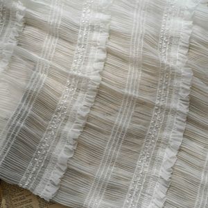 Venta directa tela <span class=keywords><strong>de</strong></span> crepé bordado no elástico con línea <span class=keywords><strong>de</strong></span> rayas con ribete <span class=keywords><strong>de</strong></span> <span class=keywords><strong>volantes</strong></span> para prendas <span class=keywords><strong>de</strong></span> mujer - Product Image 5