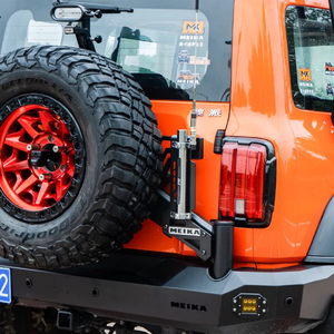 Accessori Auto Fuoristrada ZST, Supporto Universale Posteriore per Ruota di Scorta in Lega di Alluminio <span class=keywords><strong>Cromato</strong></span> Nero Autoadesivo MK - Product Image 2