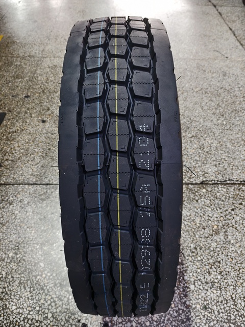 295/80R22.5 11R22.5 Tyre Wide Base Tire ON&OFF ROAD Truck Tires Drive Steer Trailer Wheel Mining Truck Tires