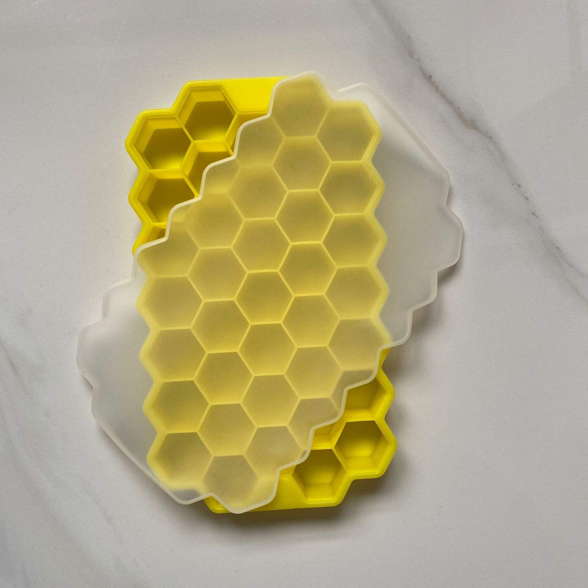 สีเหลือง