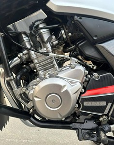 <span class=keywords><strong>Suzuki</strong></span> Modèle <span class=keywords><strong>GW</strong></span> <span class=keywords><strong>250</strong></span> Motos Sportives d'Occasion à Essence Populaires Motos de Route 200-400CC >180km/h - Product Image 6