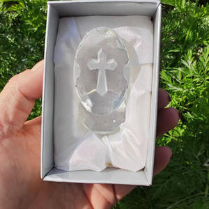 2026 Barato Lujoso Crucifijo de Cristal Católico de Pie para <span class=keywords><strong>Bautizo</strong></span>, Baby Shower, Recuerdos de Boda, Regalos Religiosos Grabados - Product Image 1