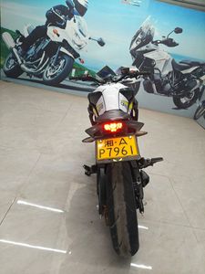 Motocicletas Usadas CFmoto NK650 650cc, Motocicleta de Calle y Todoterreno, Motor de Alto Rendimiento, Estado Original, Precio Accesible - Product Image 2