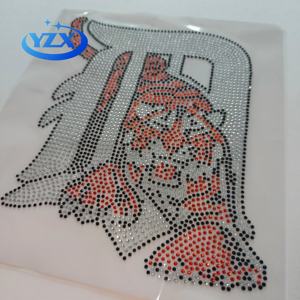 Transferencias Termoadhesivas Personalizadas con Pedrería de los Detroit Tigers, para Ropa Deportiva de Béisbol, Listas para Enviar de Fábrica YZX - Product Image 4