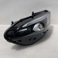 Ensemble de phares LED pour Mercedes Benz Classe A W177 A180 A200 A220 2018-2024 Remplacement OEM du phare avant