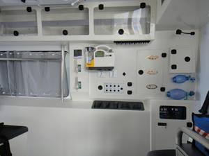 Kits de conversion d'ambulance avec intérieur en ABS personnalisé - Product Image 5