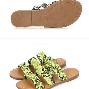 Designer di moda sandali <span class=keywords><strong>antiscivolo</strong></span> <span class=keywords><strong>antiscivolo</strong></span> 2023 sandali Casual da <span class=keywords><strong>donna</strong></span> sandali piatti leopardati di colore misto mezze pantofole pigre - Product Image 5
