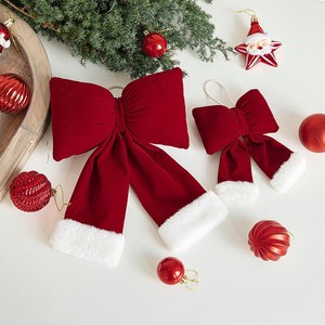 Décoration de fenêtre pour le Nouvel An du Printemps : Grand pendentif d'arbre de Noël en tissu polaire velours rouge avec nœud tridimensionnel - Product Image 3