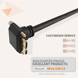 Câble de données personnalisé Micro B USB 3.0 plaqué or avec verrouillage à vis et coude à <span class=keywords><strong>angle</strong></span> droit pour caméras industrielles et disques durs mobiles - Product Image 2