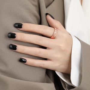 Cổ Điển Mờ Lấp Lánh Chữ Thập Kim Cương Hình Vòng Thời Trang Titan Thép Vàng Nhẫn Cho Cô Gái - Product Image 5