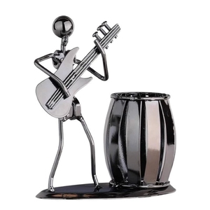 Figura Decorativa de Músico de Metal, Estatua Vintage de Hierro de un Músico con Guitarra, Saxofón o Violonchelo, Decoración para Escritorio o Mesa - Product Image 1