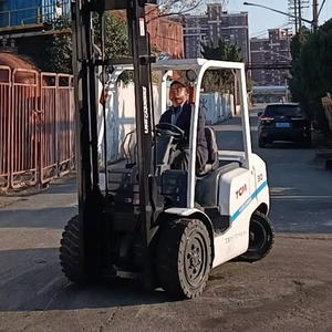 Montacargas Diésel Usado Confiable de 3/5/8/10/15/16/25/30 Toneladas Mitsubishi/TCM/KOMATSU High Master en Venta Ahora en Shanghái - Product Image 1