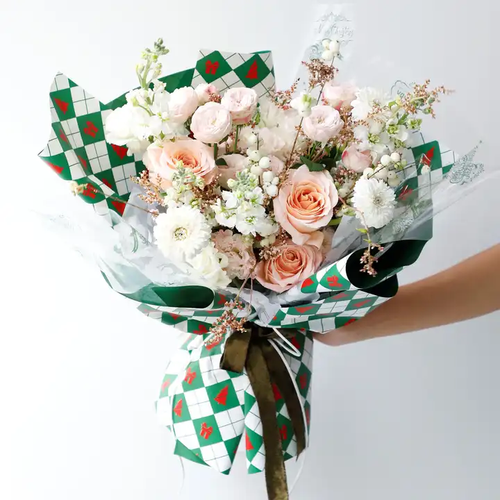 Wholesale 2023 OPP Christmas Flower Wrapping paper Bouquet Wrapping Flower  material Waterproof gift wrapping From m.