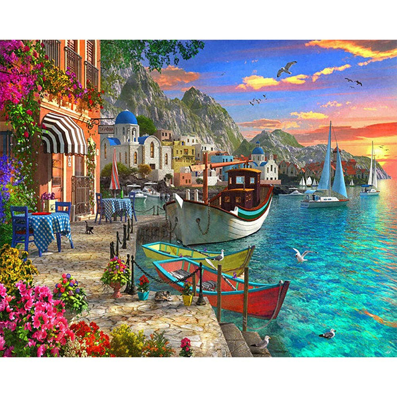 Plusieurs couleurs-Bateaux dans le port