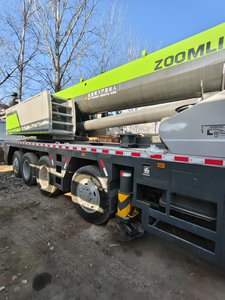 Vente chaude Zoomlion 90 tonnes utilisé camion grue excellente performance noyau moteur boîte de vitesses moteur pompe composants prêt pour la livraison - Product Image 6