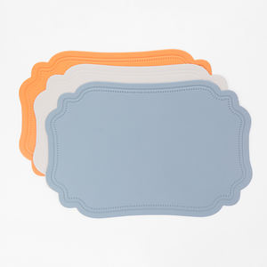 แผ่นรองจานทรงกลม PVC สำหรับตกแต่งบ้าน แผ่นรองจานหนัง แผ่นรองโต๊ะอาหาร - Product Image 1