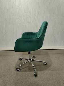 เก้าอี้รับประทานอาหารโรงแรมหรูหราทันสมัยสีเขียวมะกอกกำมะหยี่แบบหมุนได้ - Product Image 3