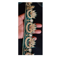 Perles brodées à la main de la meilleure qualité, dentelle ornée de strass, garnitures pour vêtements, disponibles au prix de gros en provenance d'Inde